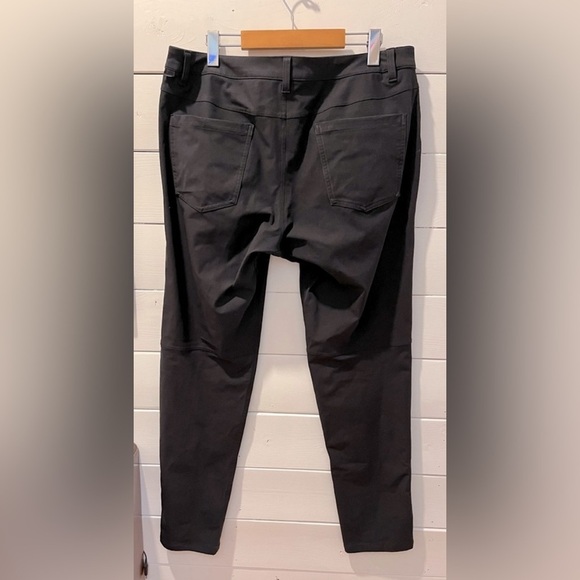 Lululemon Men’s Black Pants – Size 34🖤 - Picture 6 of 7